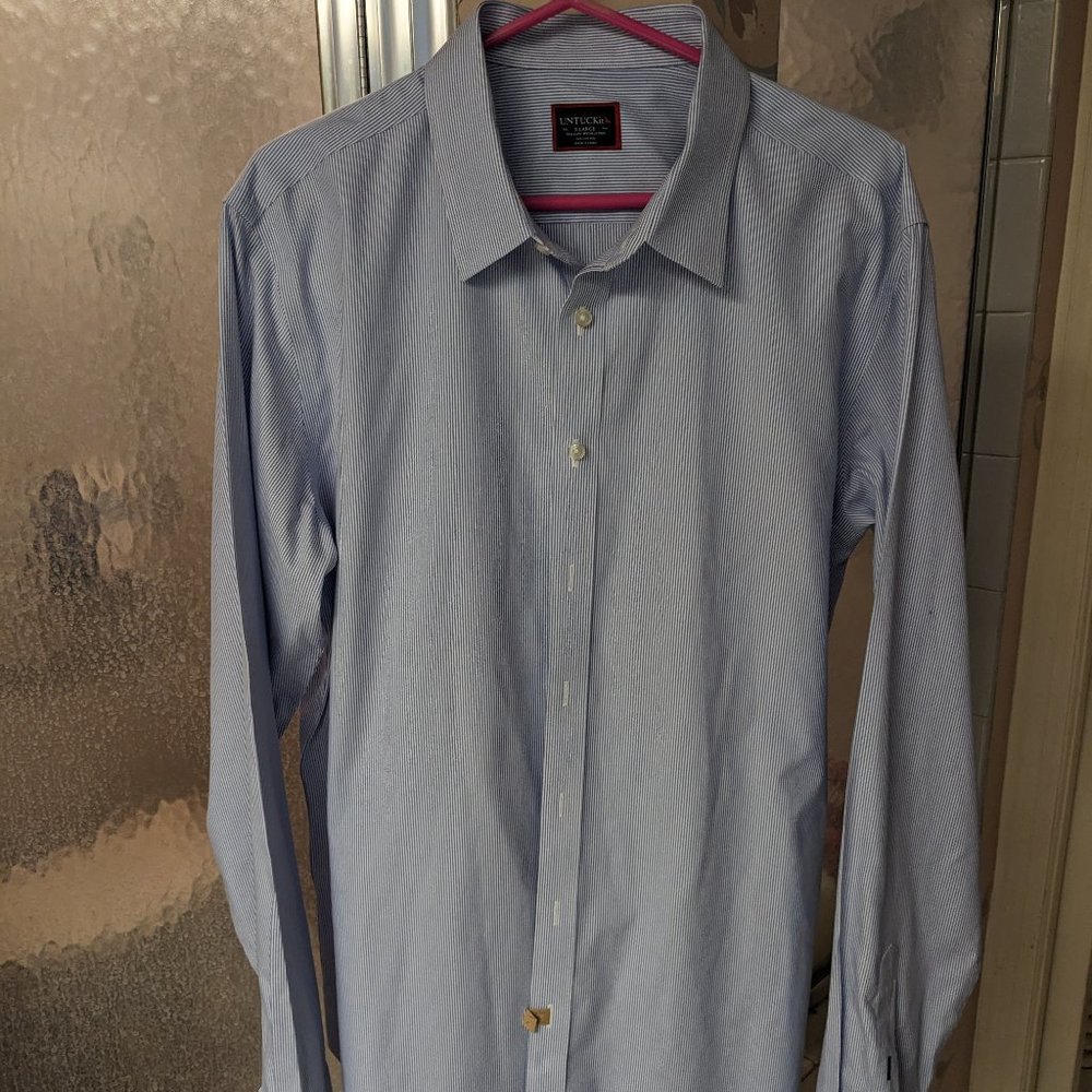 Untuckit Blue and White Stripe MENS x-large Shirt